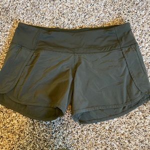 Super cute green Lulu shorts in great condition